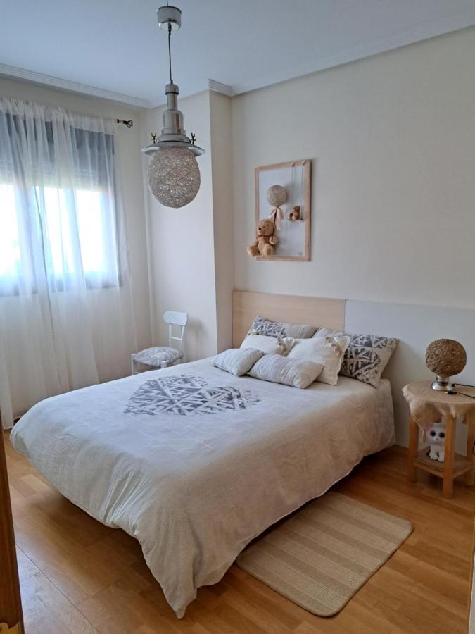 La Casa Del Cipres Villa Aldeamayor de San Martín Kültér fotó